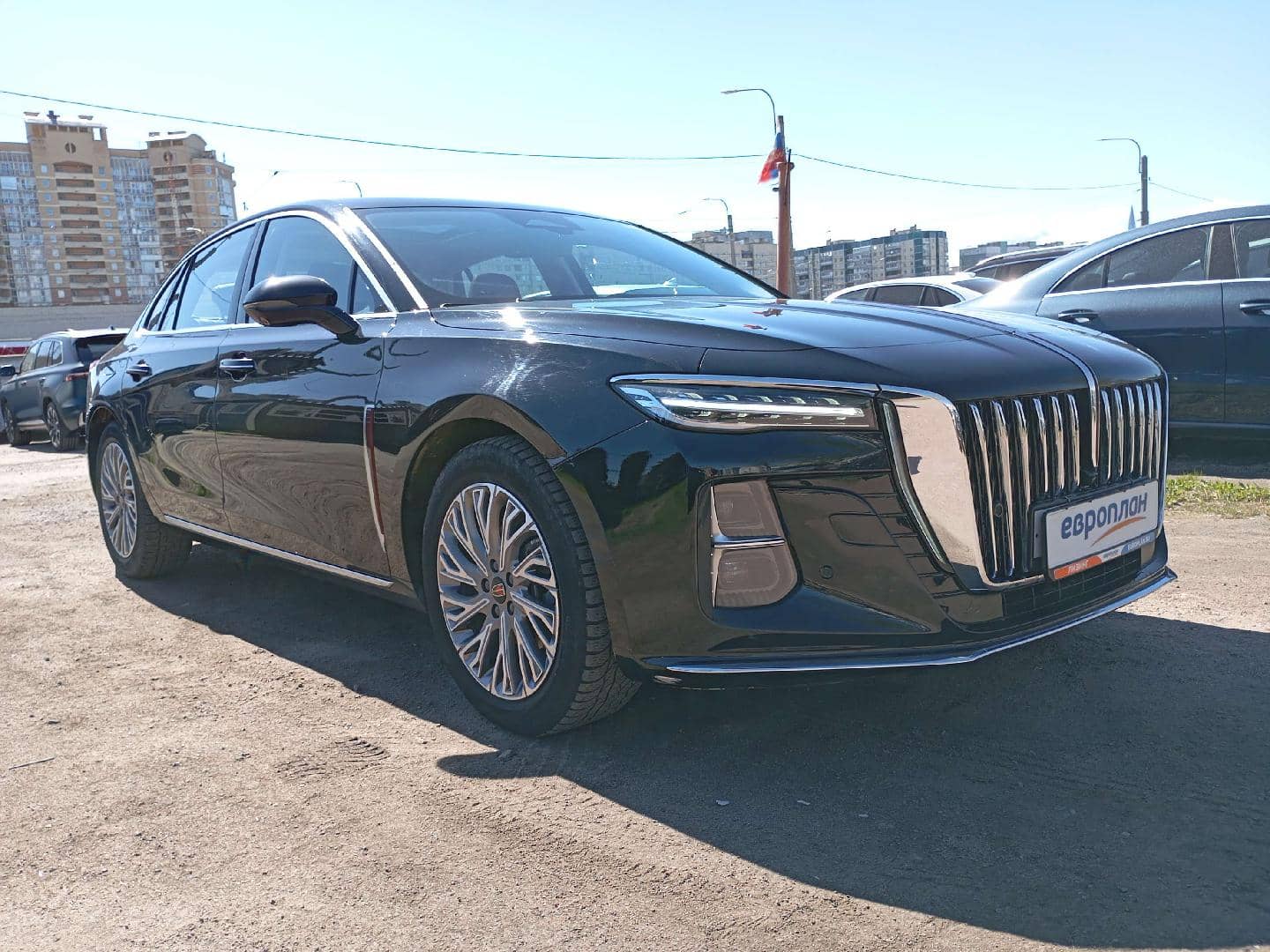 Hongqi H5,  67 519 км, 2024 года в лизинг