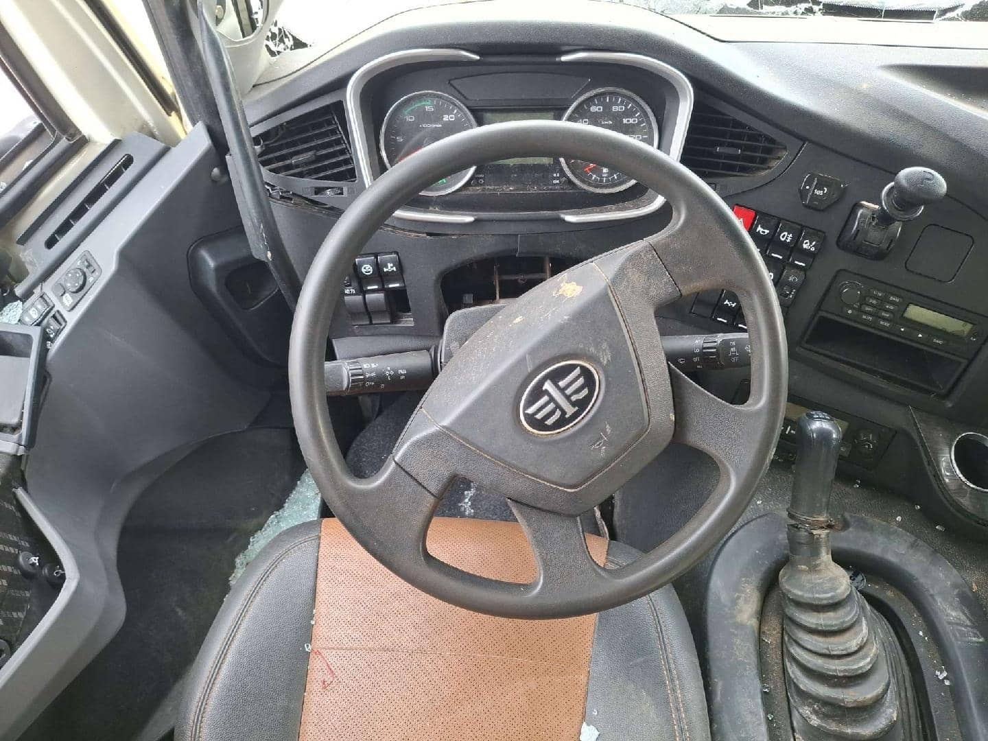 FAW CA3250P66K24L1TE5 6x6,  89 632 км, 2023 года в лизинг