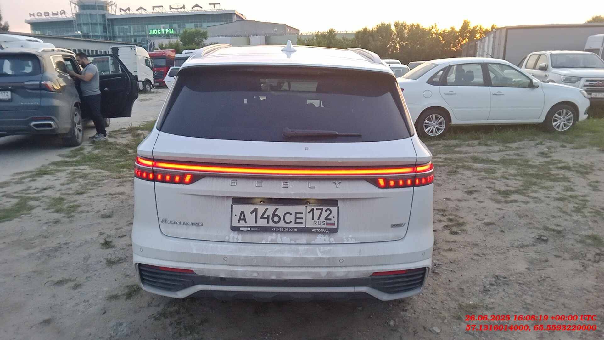 Geely Monjaro,  11 758 км, 2024 года в лизинг