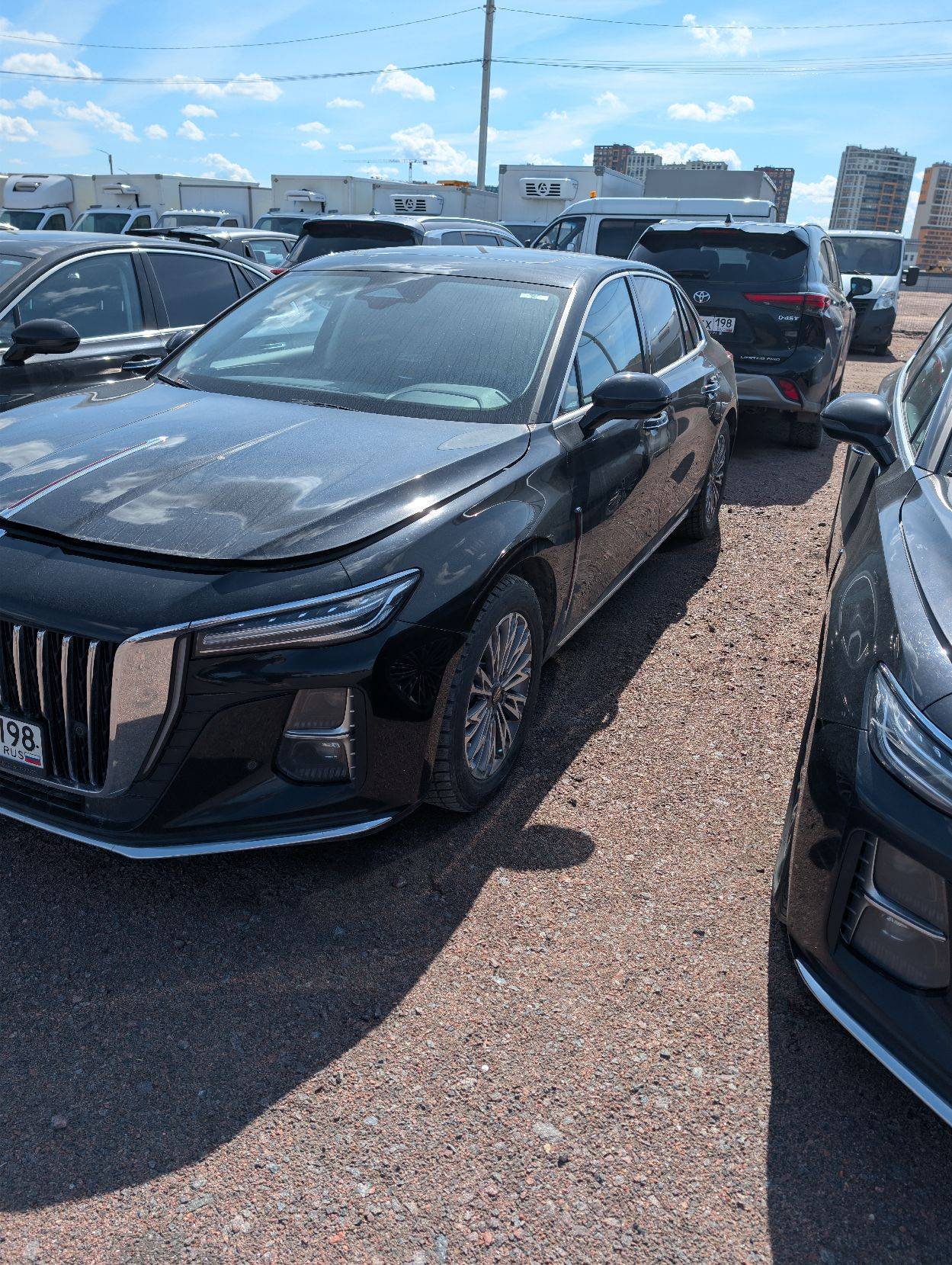 Hongqi H5,  130 464 км, 2024 года в лизинг