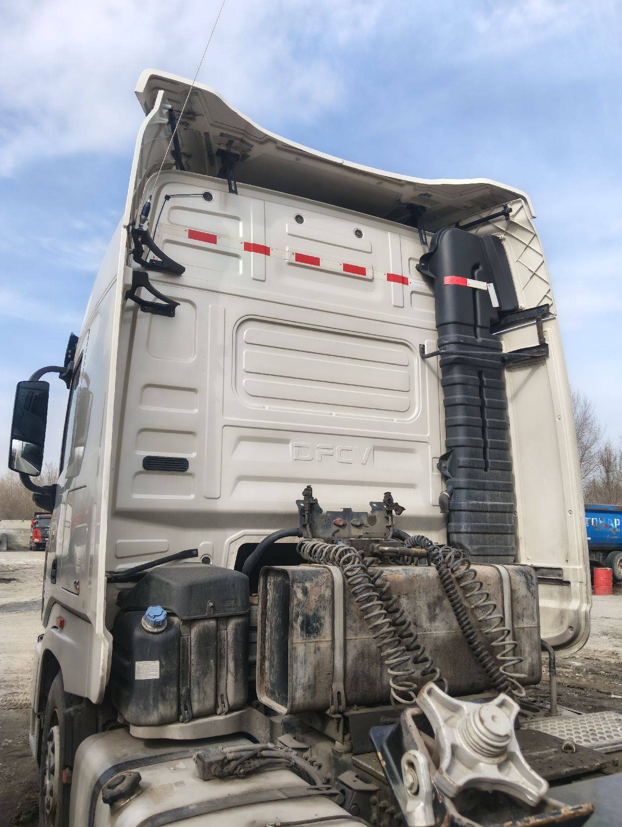 DongFeng GX DFH4180 4x2,  600 322 км, 2023 года в лизинг