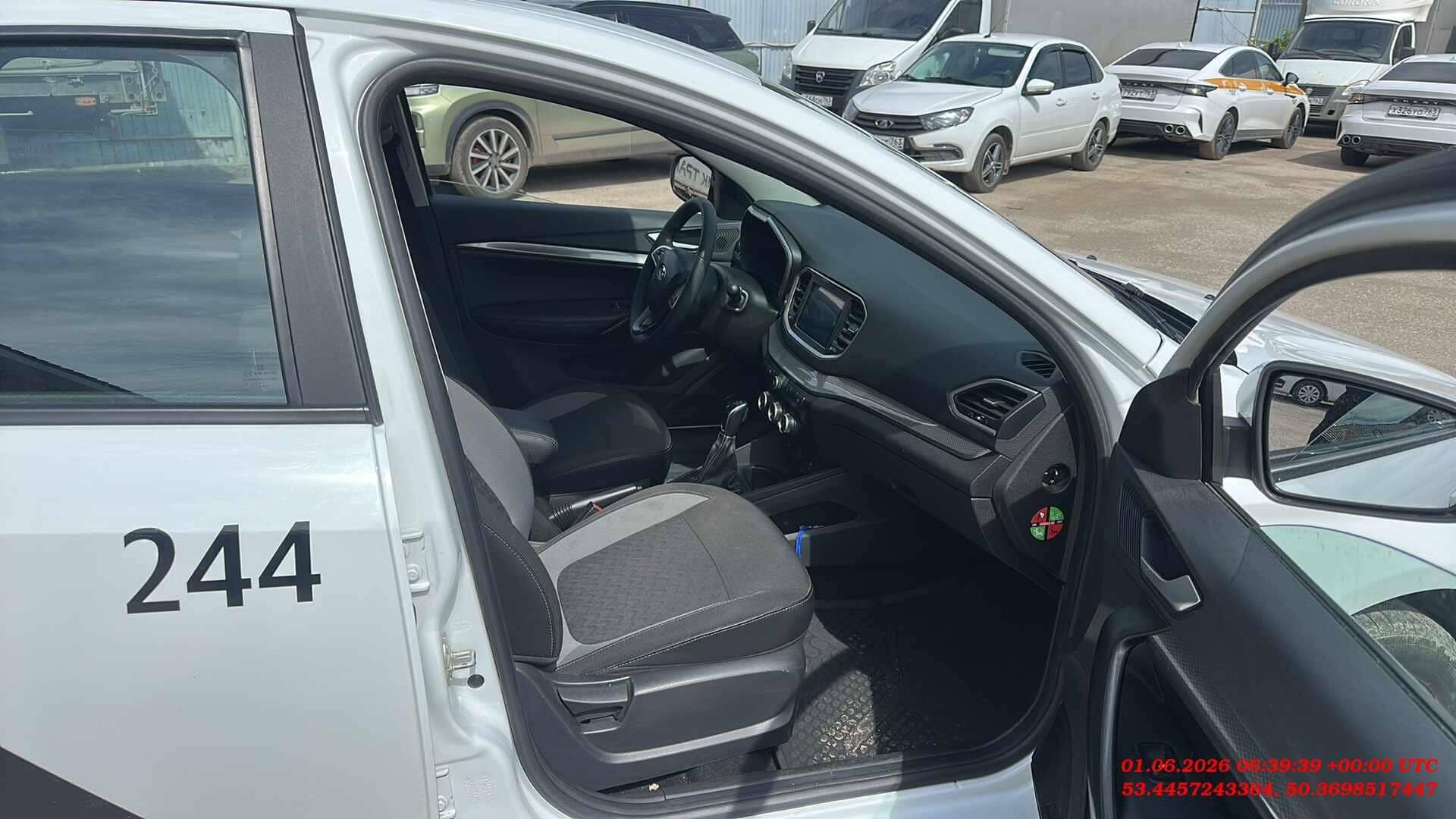 Lada Vesta седан,  33 657 км, 2025 года в лизинг