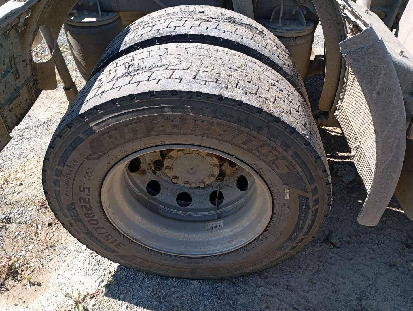Sitrak C7H 4x2 ZZ4186V361HE,  296 143 км, 2022 года в лизинг