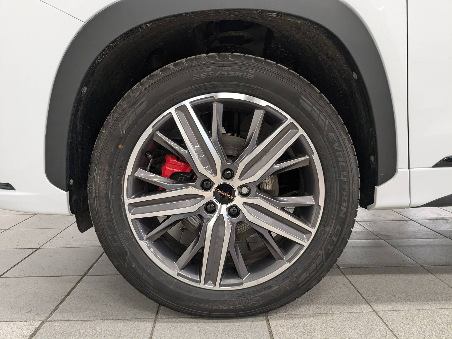 EXEED LX Premium 1.6T 7DCT 4WD