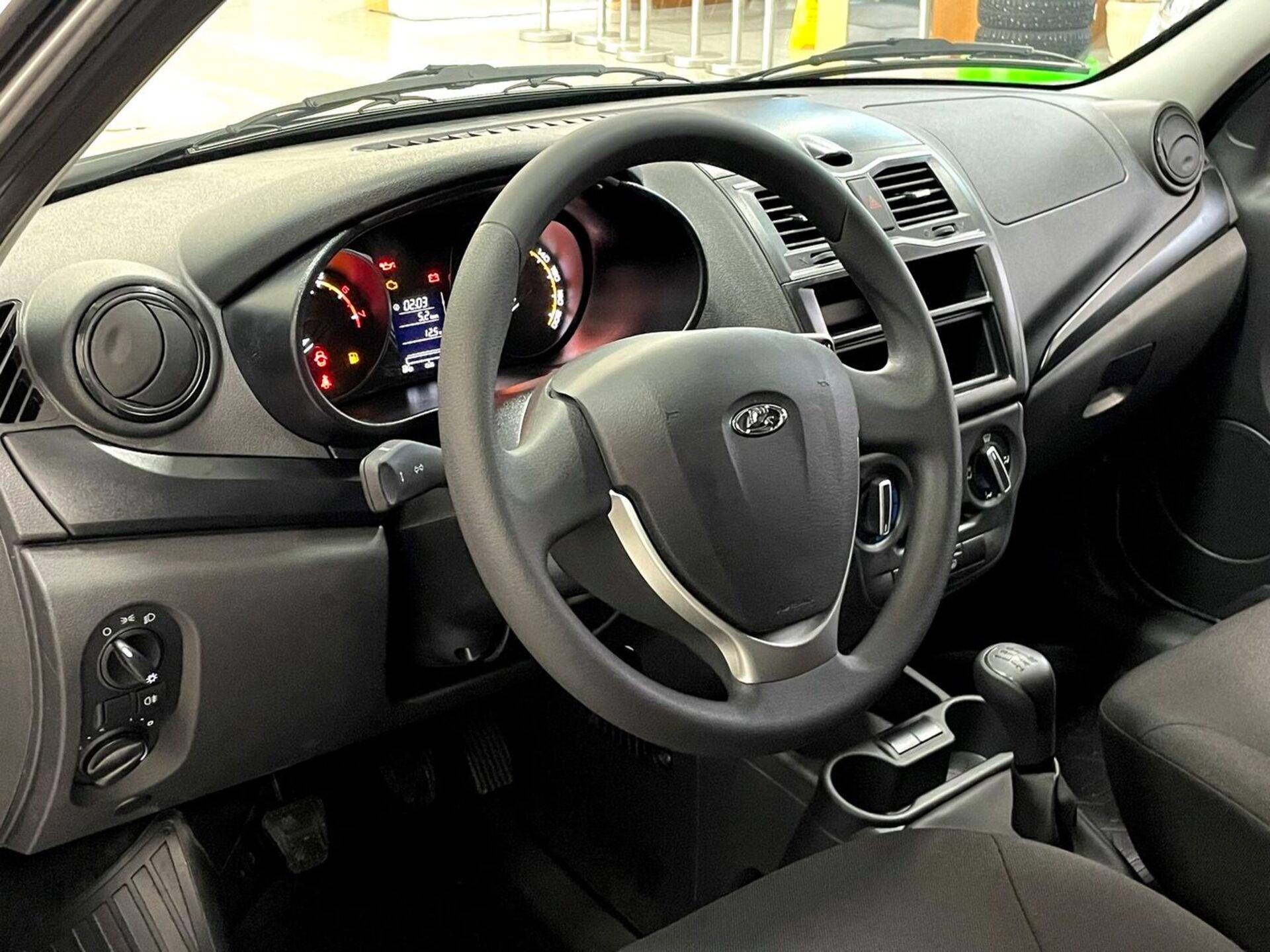 Lada Granta седан Comfort 24 1.6 106hp 5MT