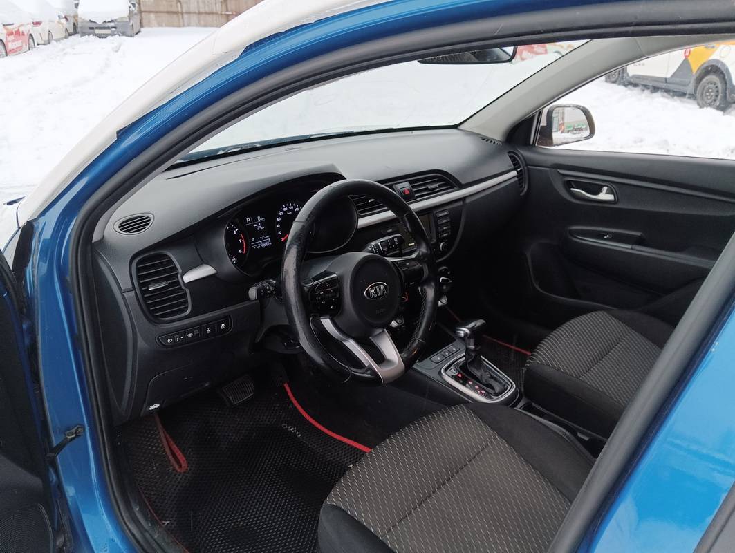 KIA Rio X-Line,  228 062 км, 2019 года в лизинг