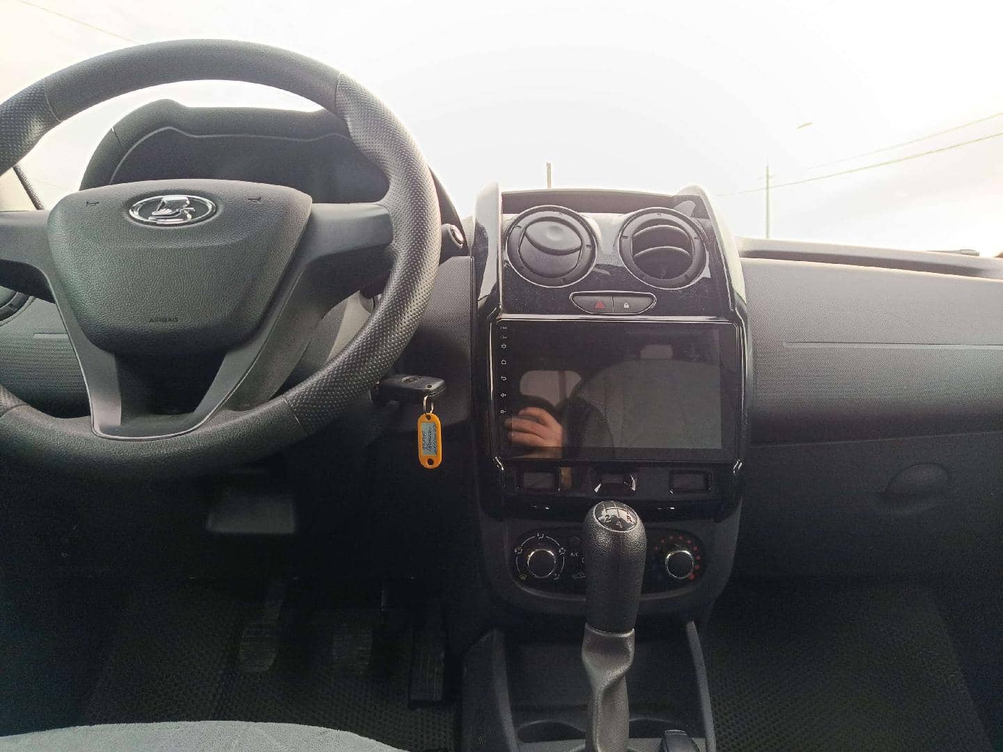 Lada Largus универсал,  71 821 км, 2024 года в лизинг