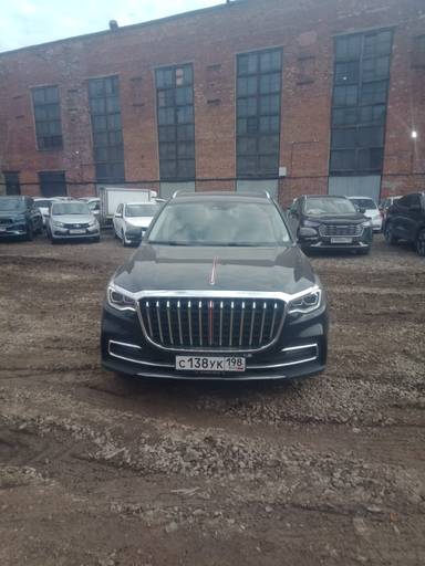 Hongqi HS7