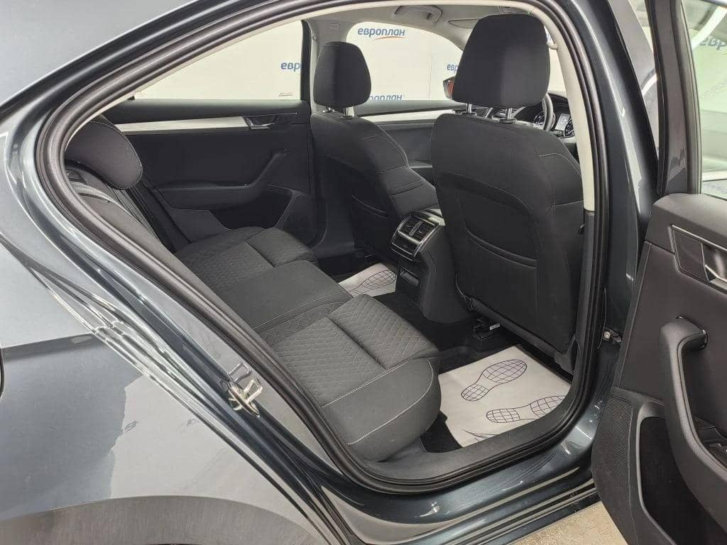 Skoda Superb,  76 182 км, 2020 года в лизинг