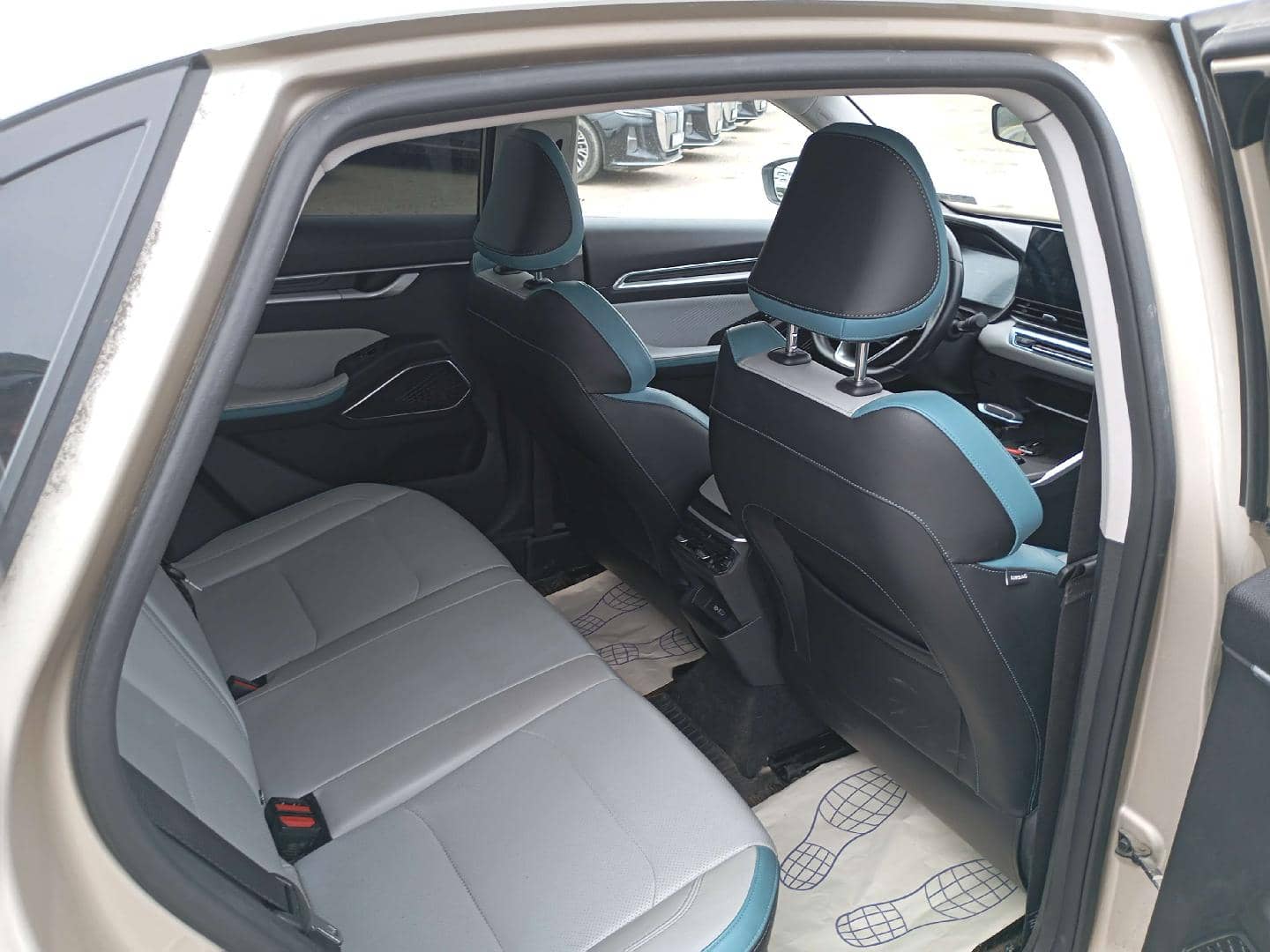 Geely Emgrand,  43 776 км, 2023 года в лизинг