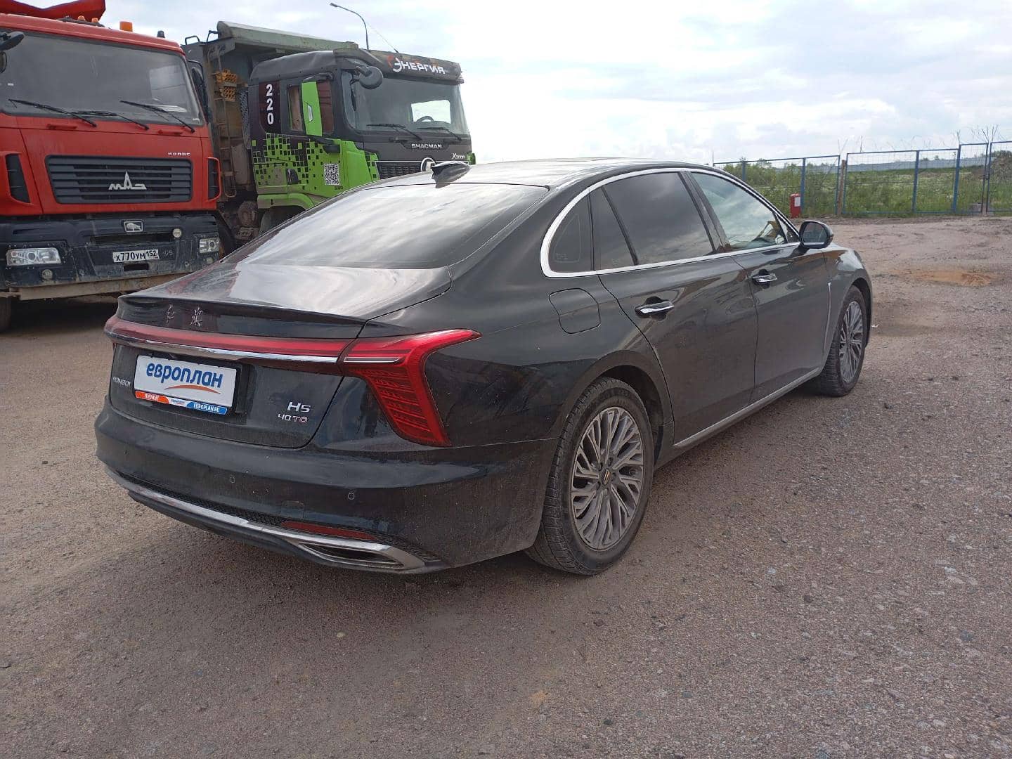 Hongqi H5,  106 954 км, 2024 года в лизинг