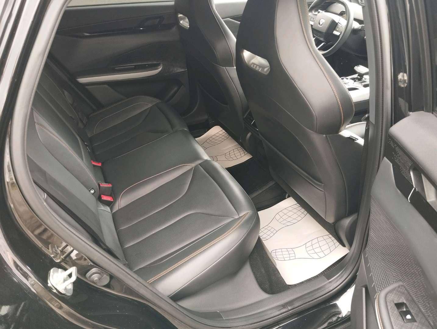Changan Uni-V,  50 106 км, 2023 года в лизинг