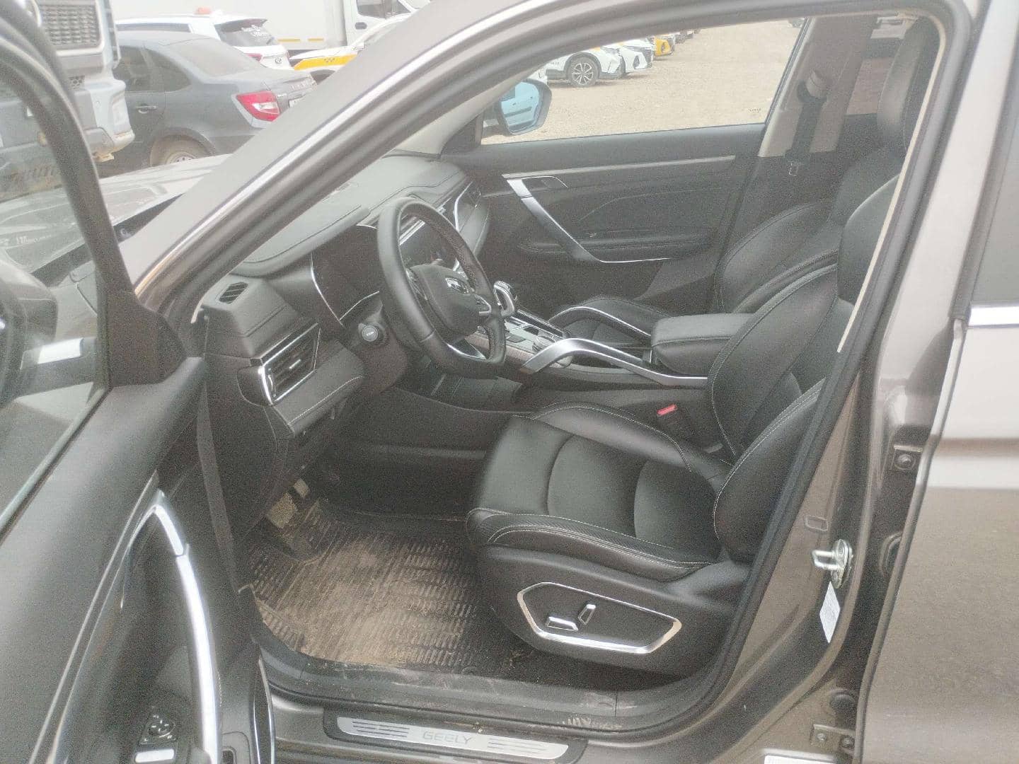 Geely Atlas Pro,  83 361 км, 2024 года в лизинг