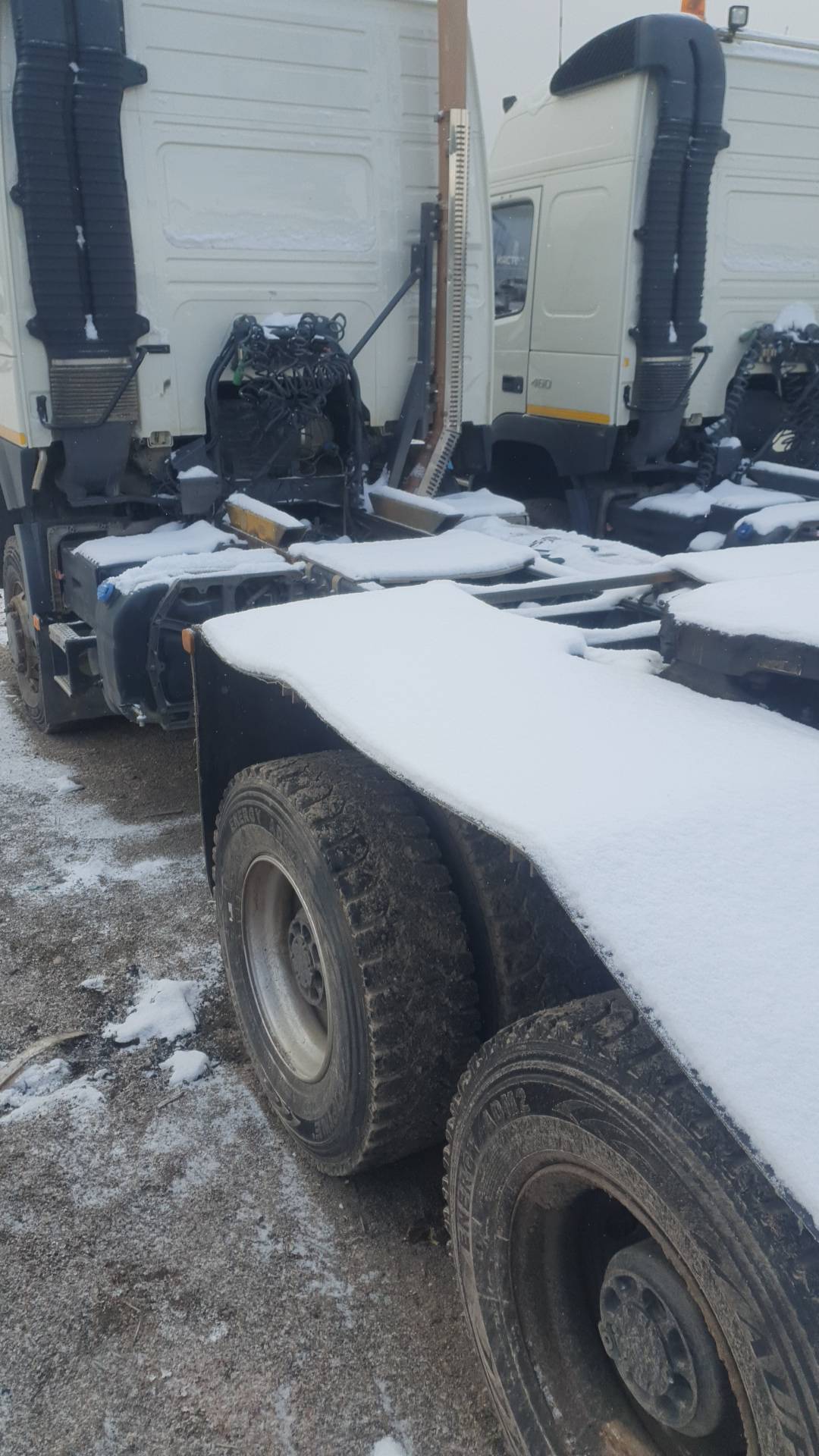 Volvo FMX 460 6x6 (FMX Globetrotter),  330 000 км, 2017 года в лизинг