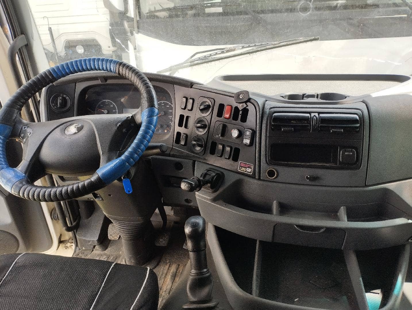 КАМАЗ 5490-S5 (M1840),  1 199 645 км, 2018 года в лизинг