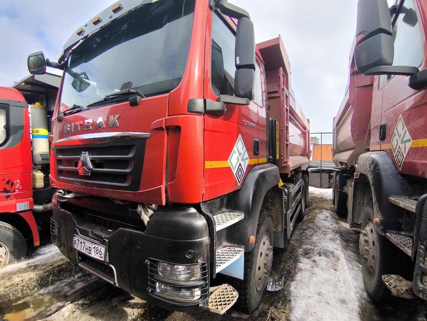 Sitrak ZZ3406V455ME,  99 726 км, 2024 года в лизинг