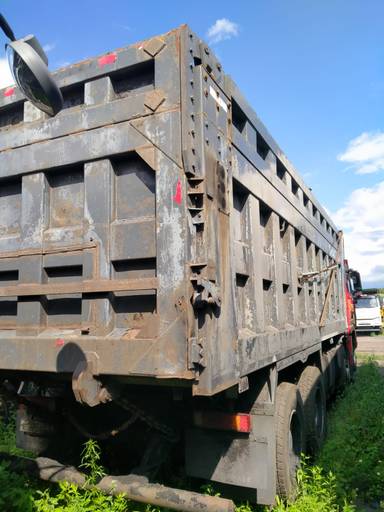 Shacman SX33186V366