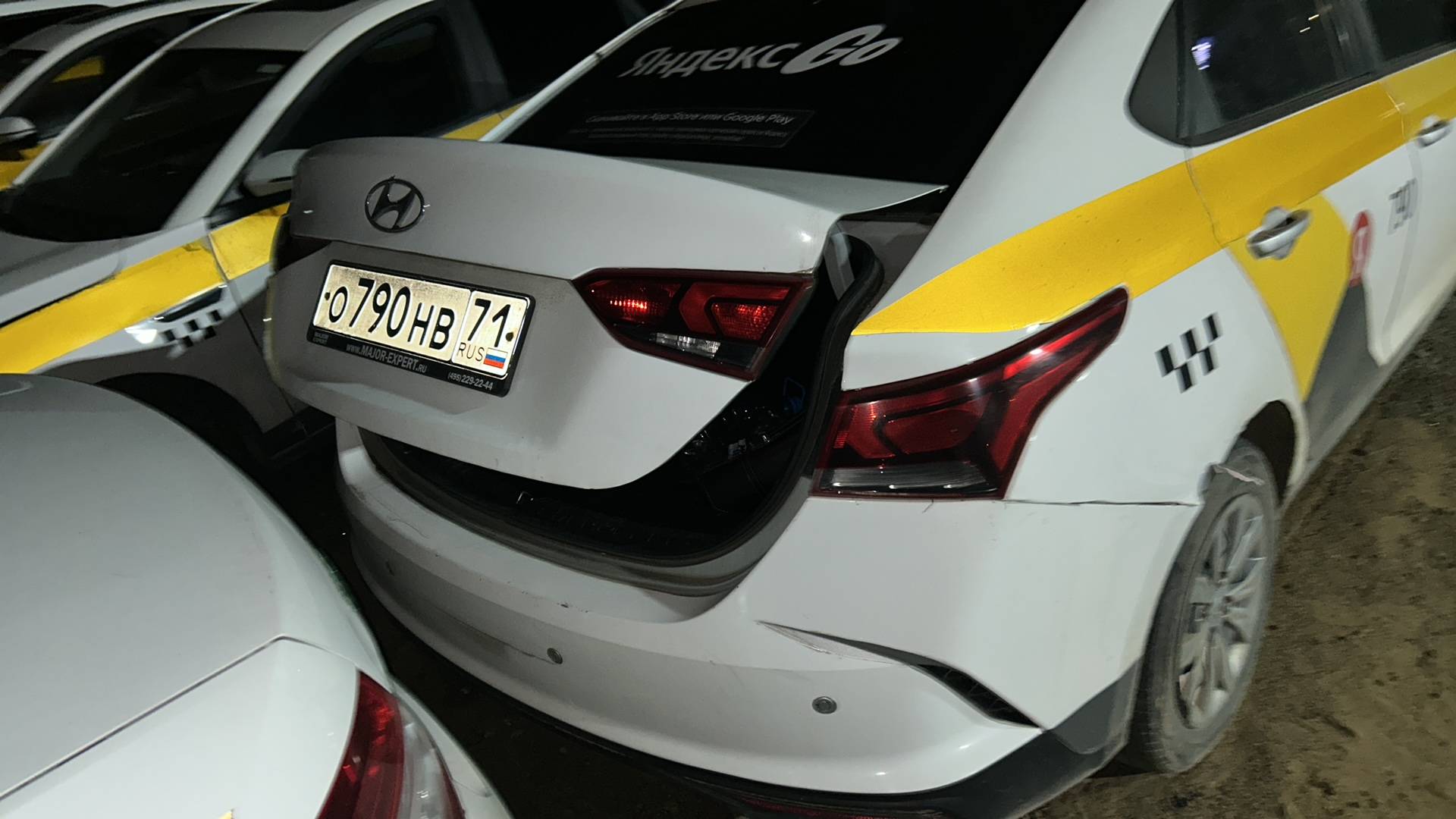 Hyundai Solaris,  249 184 км, 2021 года в лизинг