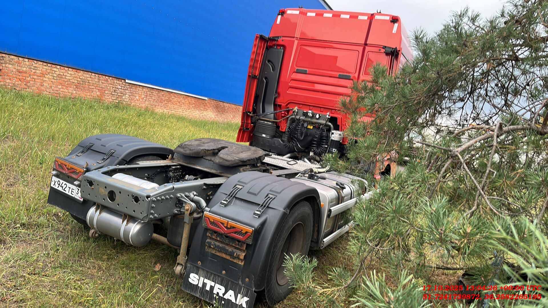 Sitrak ZZ4186V391HE,  234 415 км, 2023 года