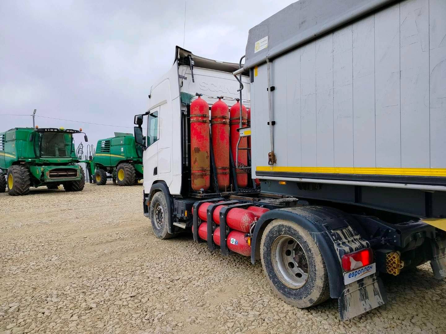 SCANIA R4X200 R410,  557 547 км, 2021 года в лизинг