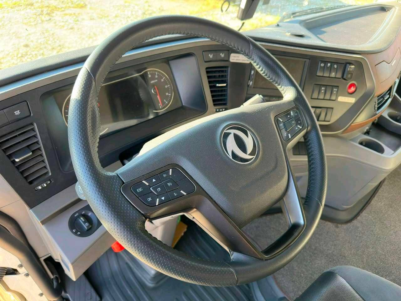 DongFeng GX DFH4180 4x2,  198 840 км, 2024 года в лизинг