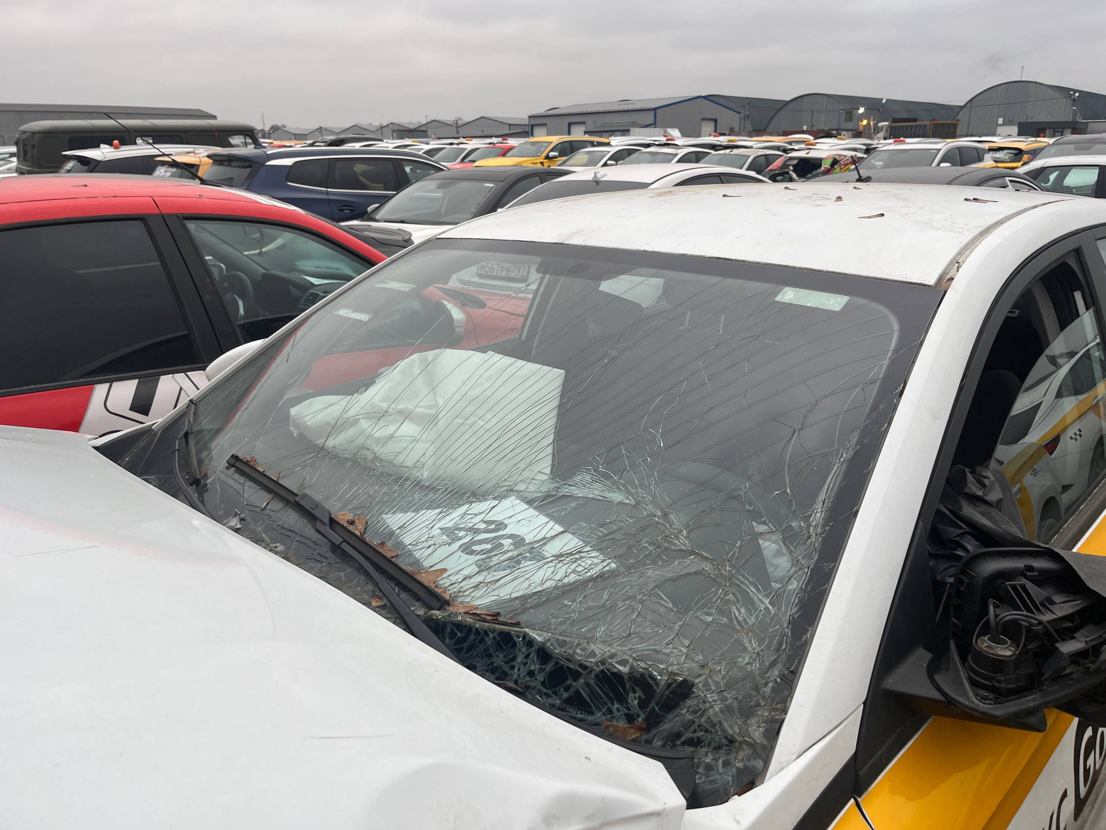 Geely Emgrand,  1 000 км, 2023 года в лизинг