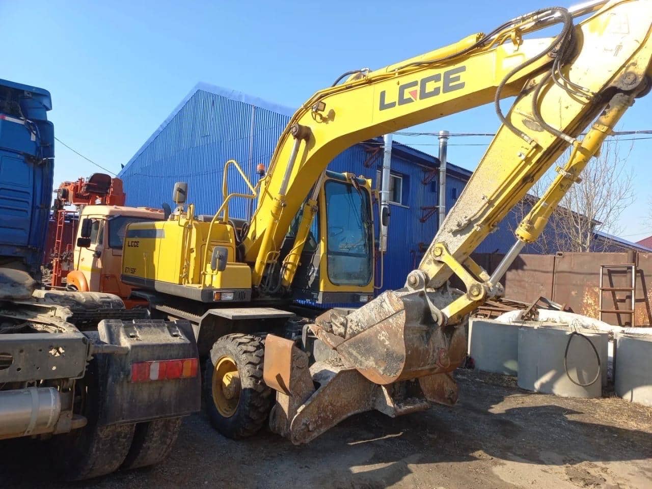 SDLG/LGCE E7150F,  1 км, 2023 года в лизинг