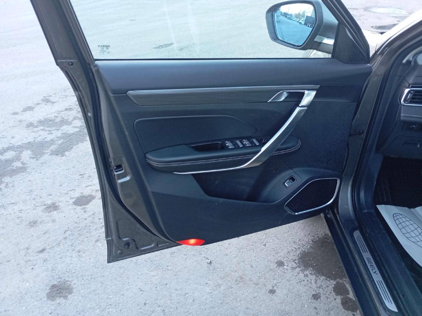 Geely Atlas Pro,  118 765 км, 2023 года в лизинг