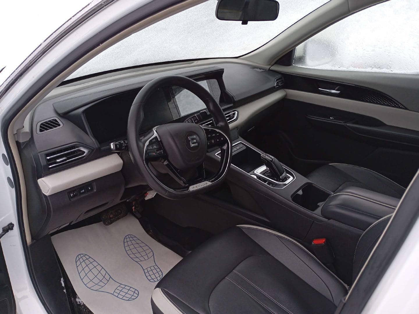Evolute i-PRO,  50 000 км, 2023 года в лизинг