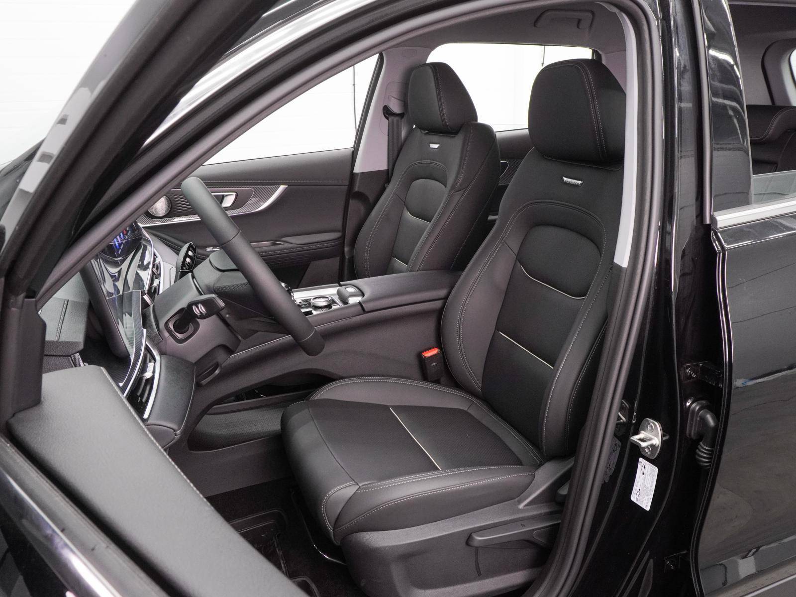 Chery Tiggo 7L ACTIVE 1.6 Turbo DCT7 2WD 
