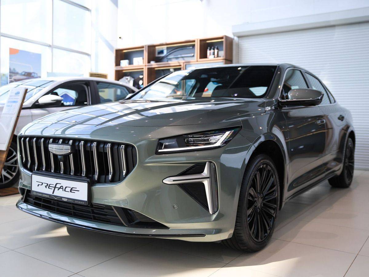 Geely Preface Flagship 2.0T 7DCT
