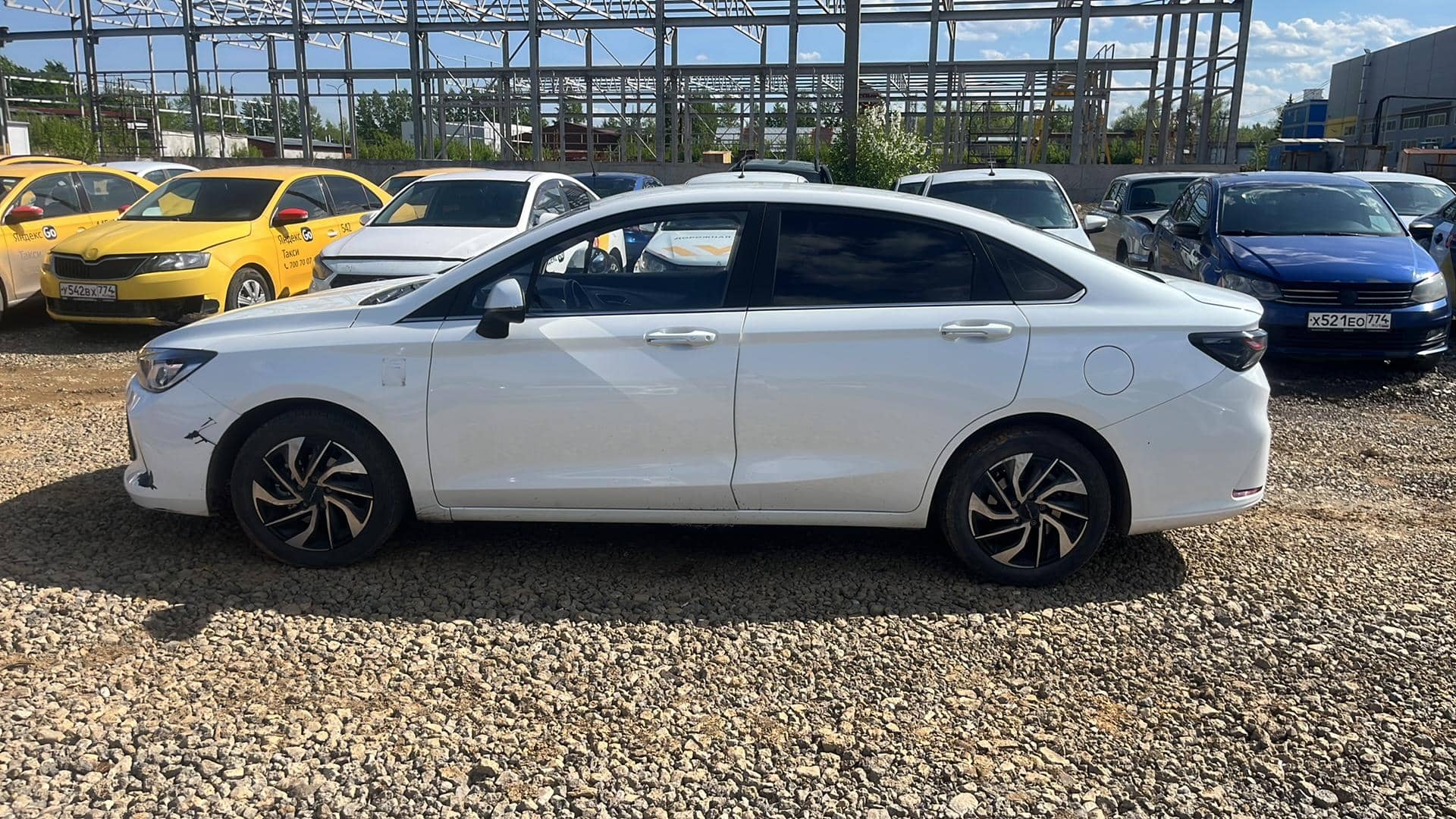 BAIC Ю5 Плюс (U5 Plus),  137 597 км, 2023 года в лизинг