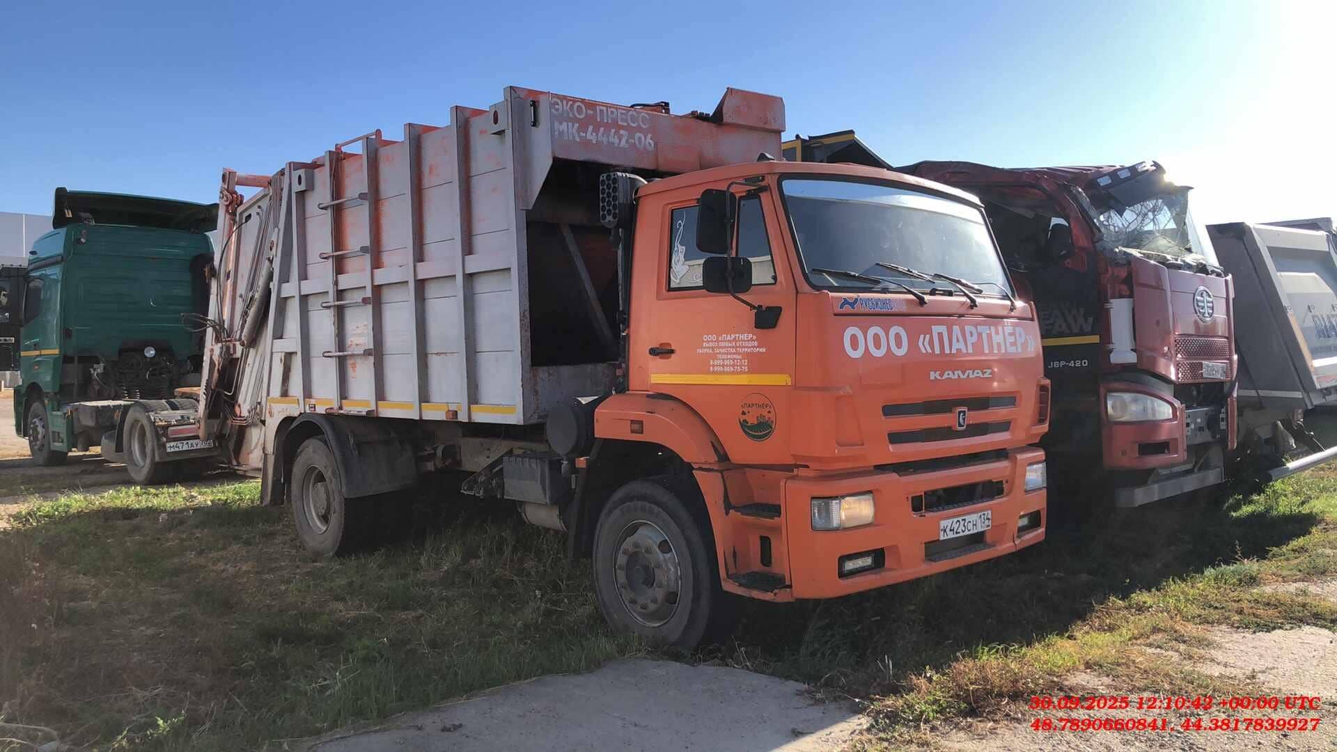 MEGA Самосвальный 18 м3,  125 170 км, 2017 года