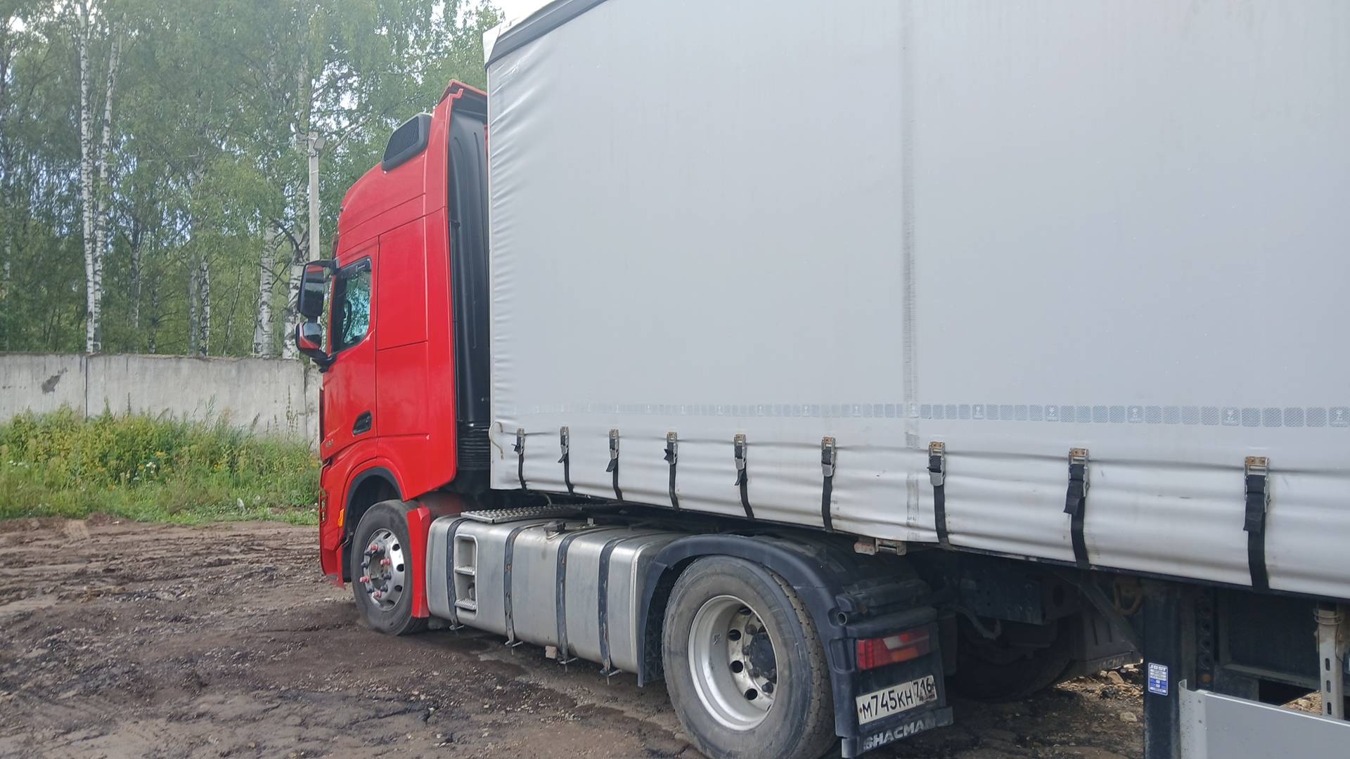 Shacman SX4188YY381,  344 804 км, 2023 года в лизинг