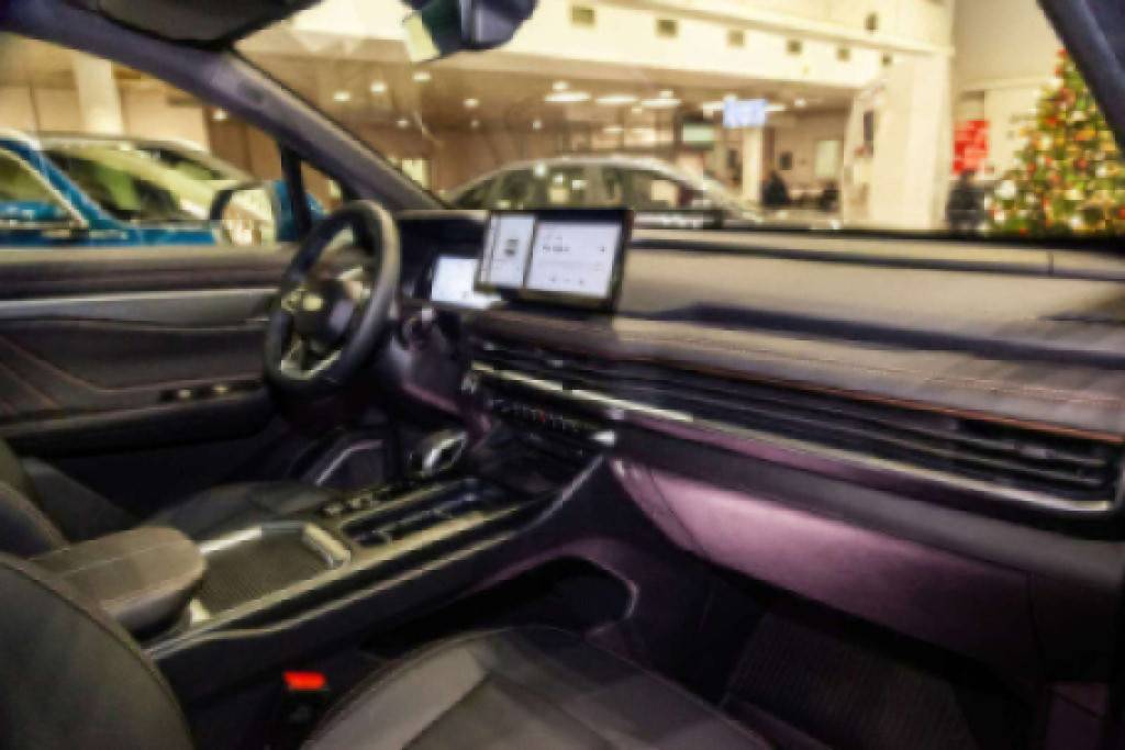 Geely Okavango Flagship 2.0T 7DCT 2WD