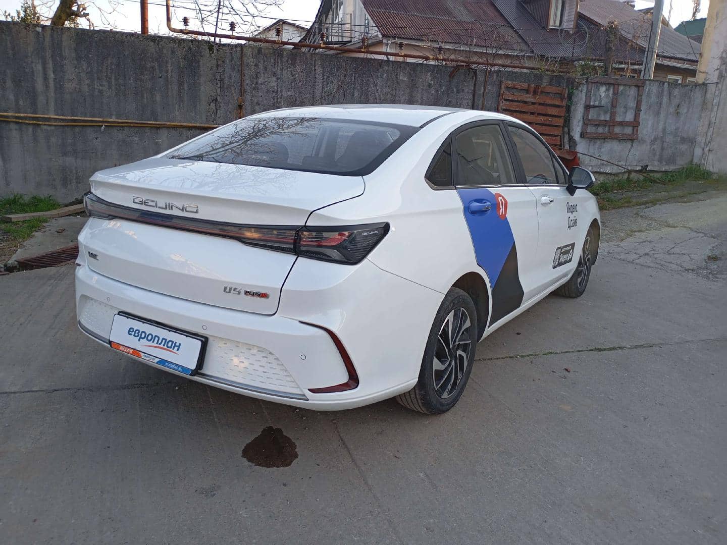 BAIC Ю5 Плюс (U5 Plus),  95 465 км, 2023 года в лизинг