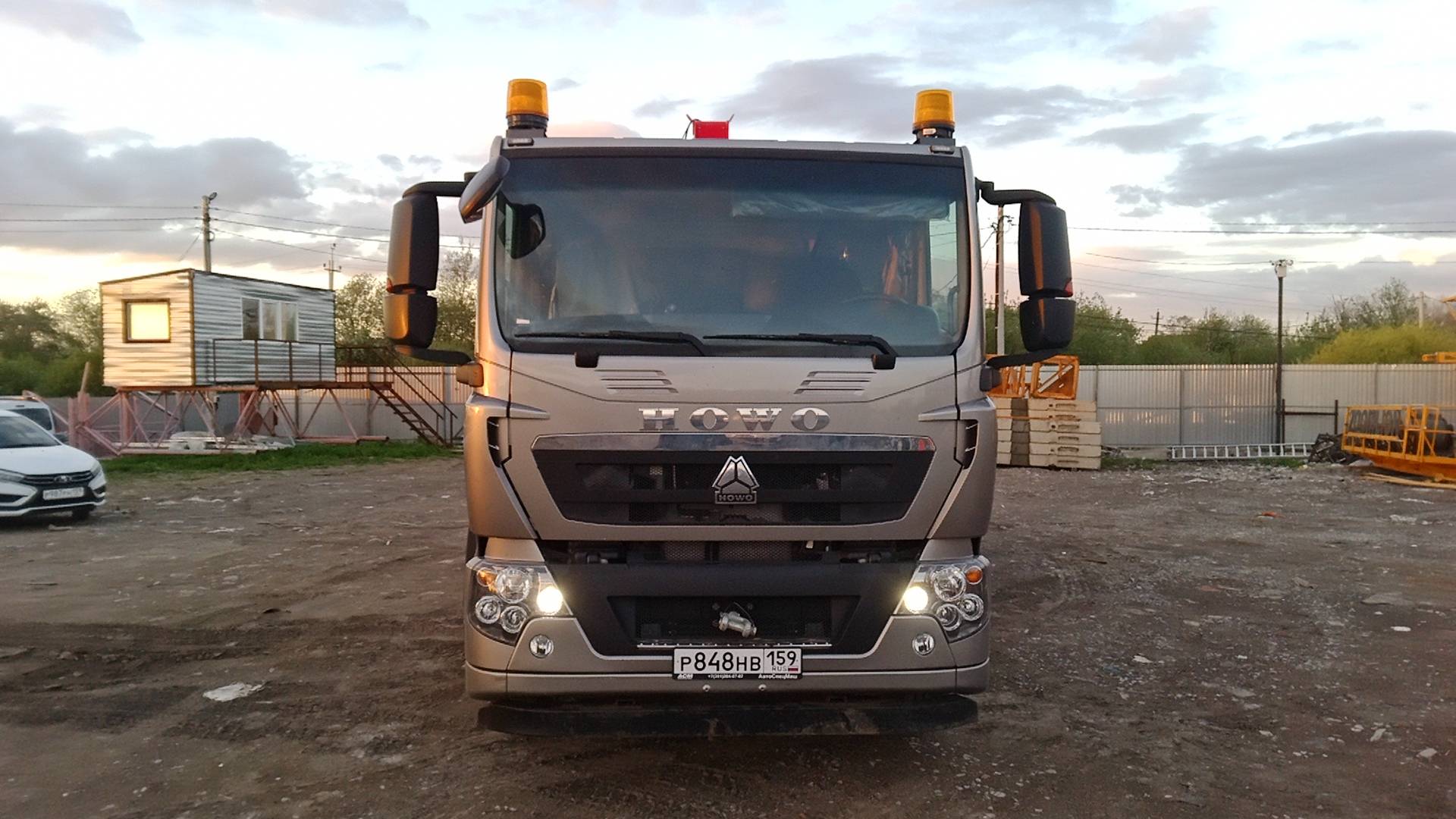 HOWO ZZ5167JSQM561GE1 4х2,  40 274 км, 2024 года в лизинг