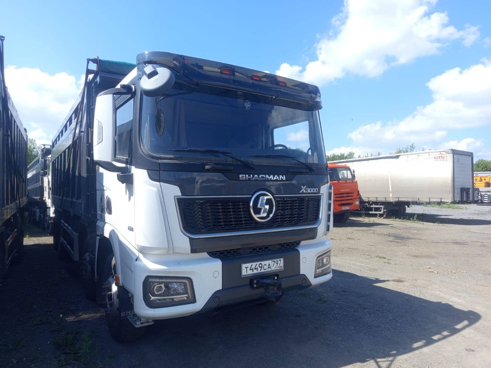 Shacman SX33186V366,  42 801 км, 2024 года