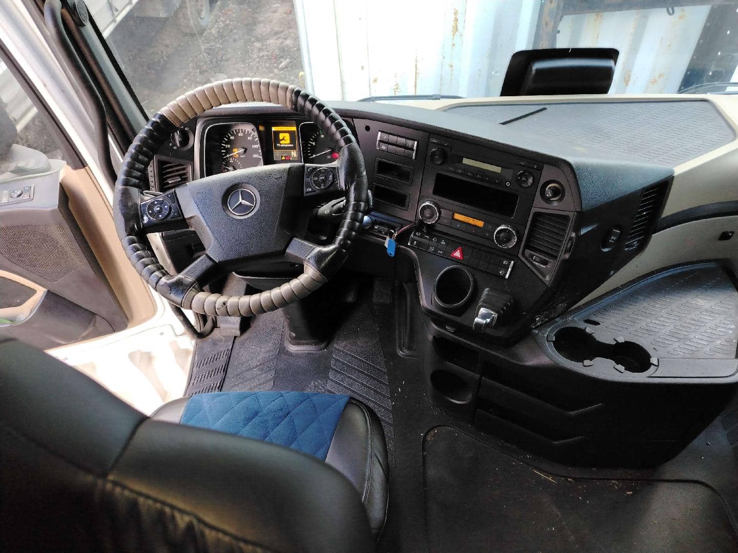 Mercedes-Benz Actros 5 1845 LS 4x2 (BigSpace),  1 091 556 км, 2016 года в лизинг
