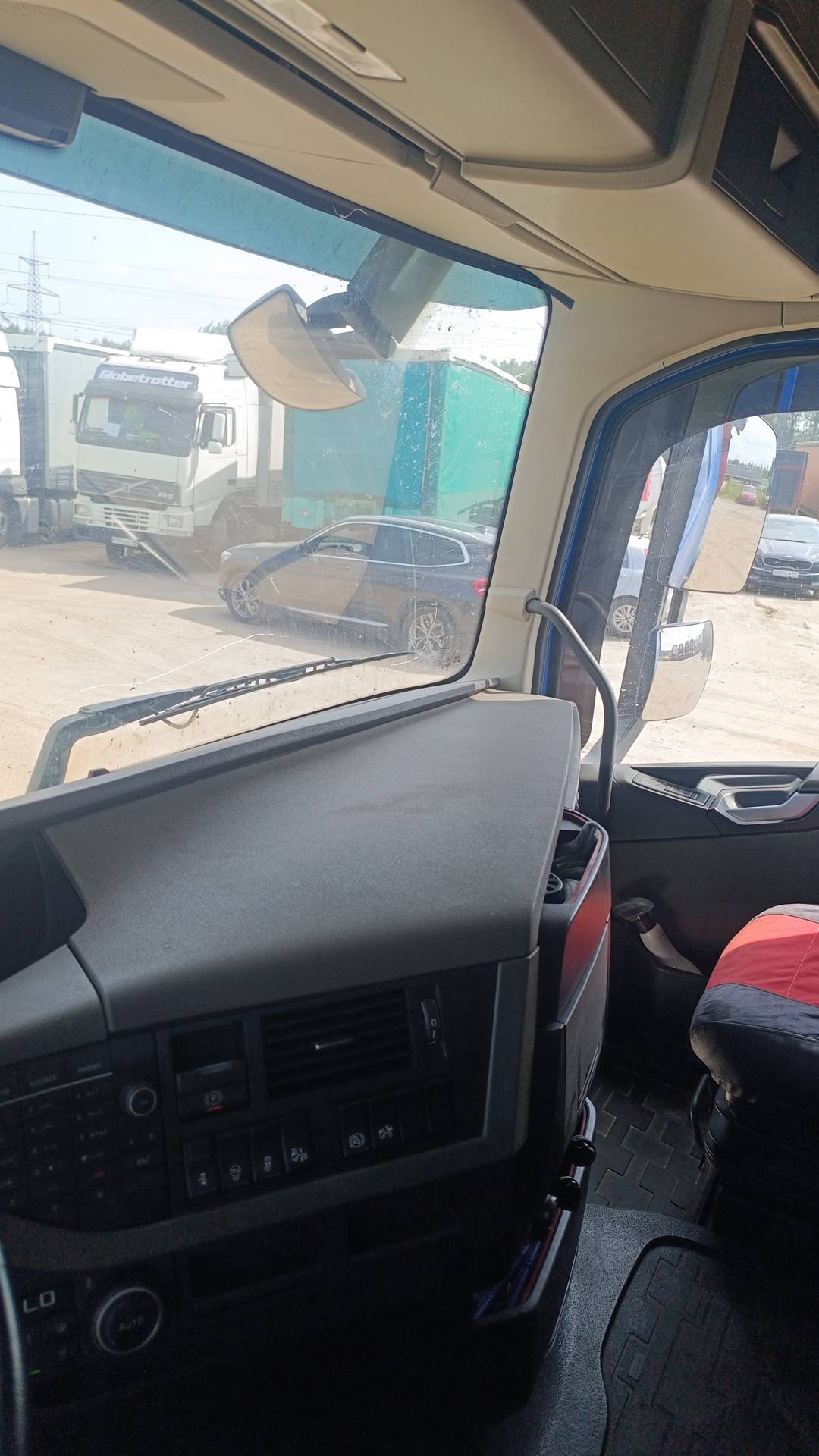Volvo FH 460 4x2 (FH Globetrotter),  870 470 км, 2019 года