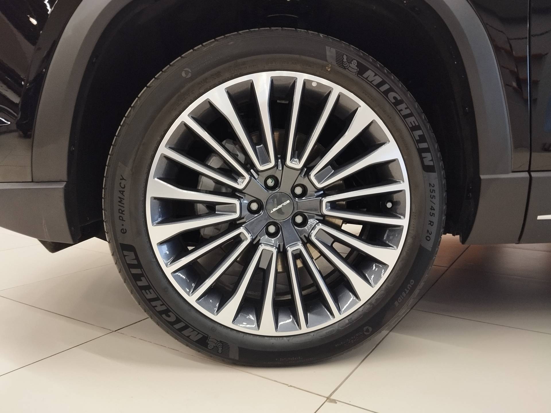 Soueast S09 2.0 AT Premium