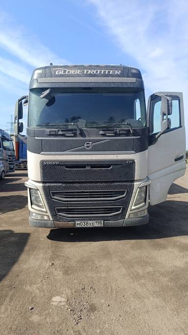 Volvo FH 460 4x2 (FH Globetrotter)