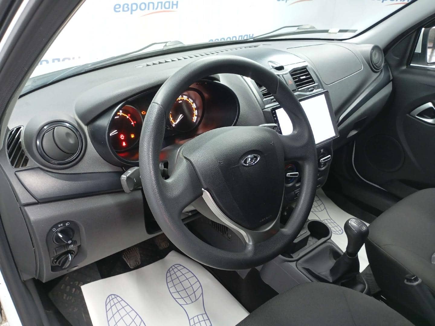 Lada Granta лифтбек,  102 035 км, 2023 года в лизинг