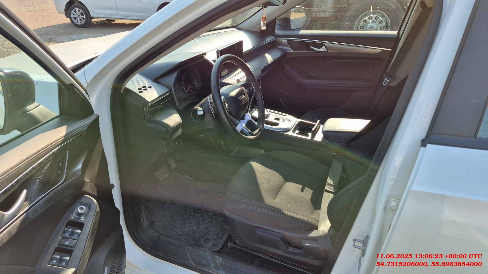 Haval Jolion,  108 266 км, 2023 года в лизинг