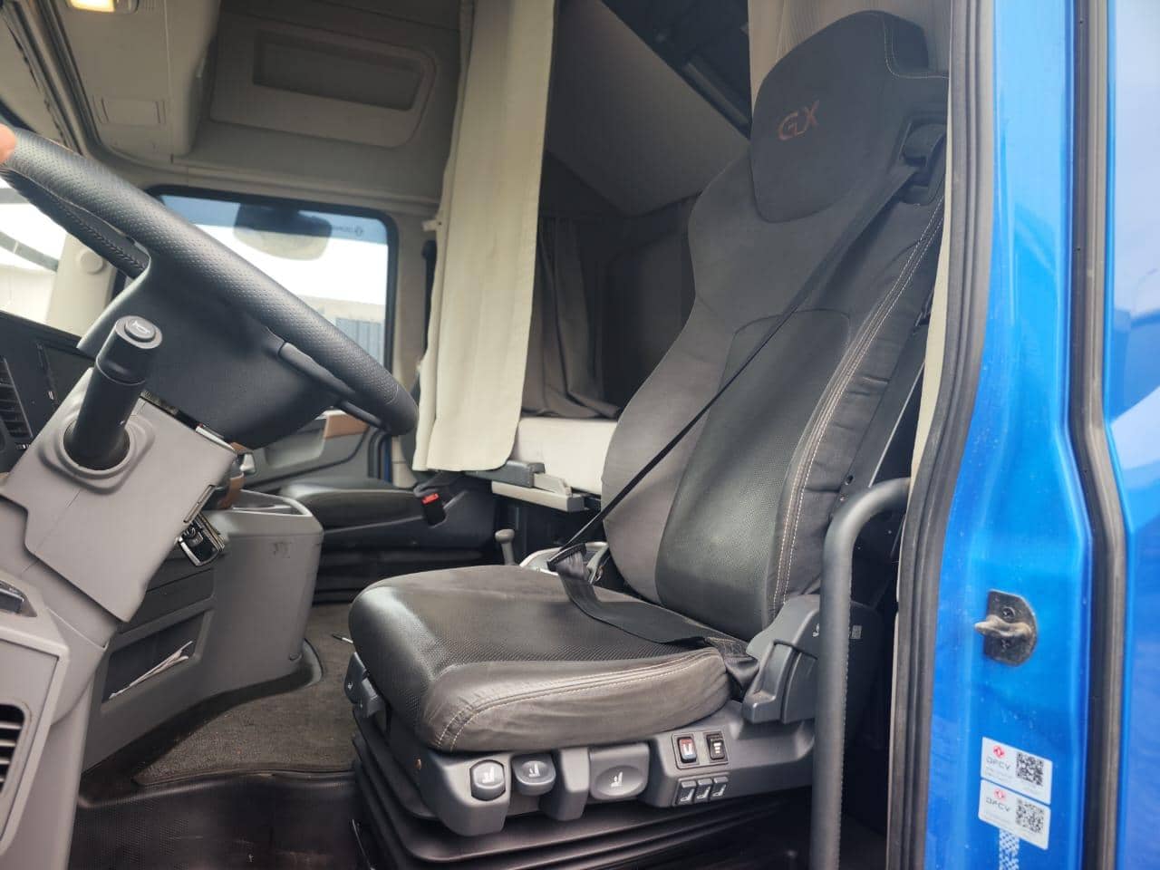 DongFeng DFH4180 4x2 (KX, Евро-6),  327 385 км, 2023 года в лизинг