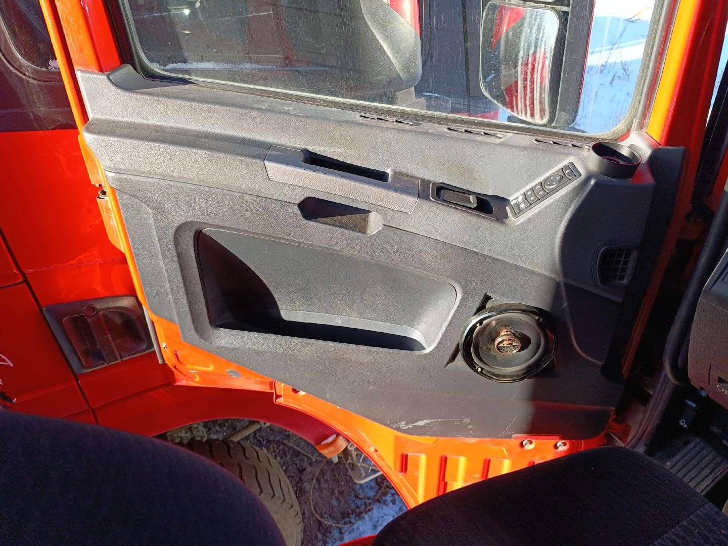 Shacman SX32586W385С,  243 000 км, 2023 года в лизинг