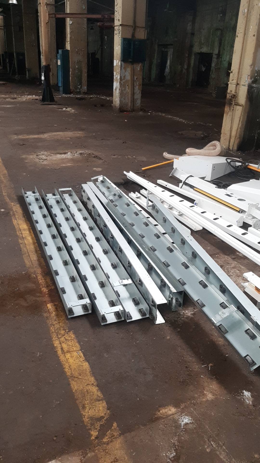 Nanxing NPC-330LE Пильный центр с ЧПУ, 2024 года в лизинг