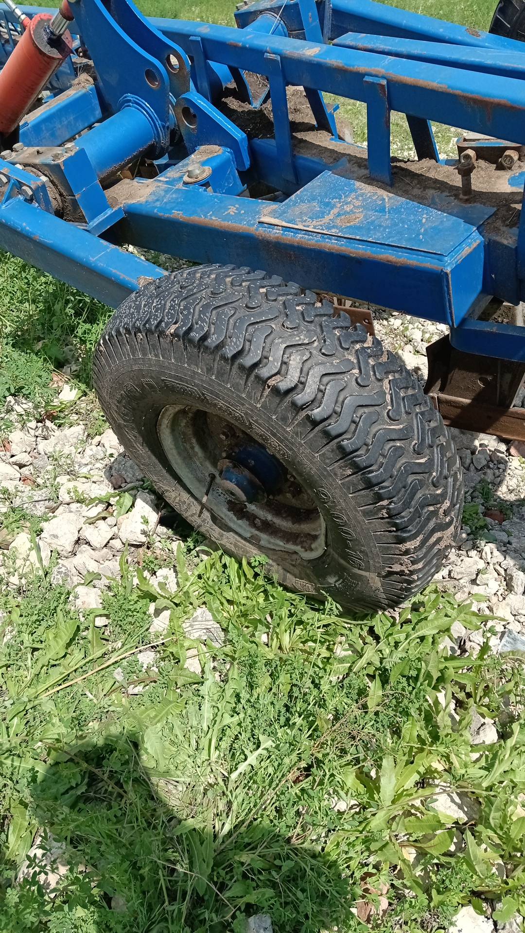 Светлоградагромаш ПП-(9+2)Х35 полунавесной плуг, 2022 года в лизинг