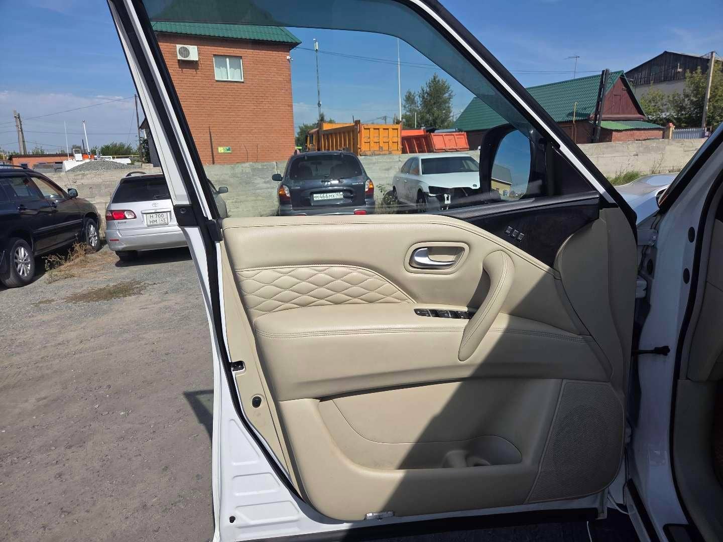 INFINITI QX80,  144 856 км, 2019 года в лизинг