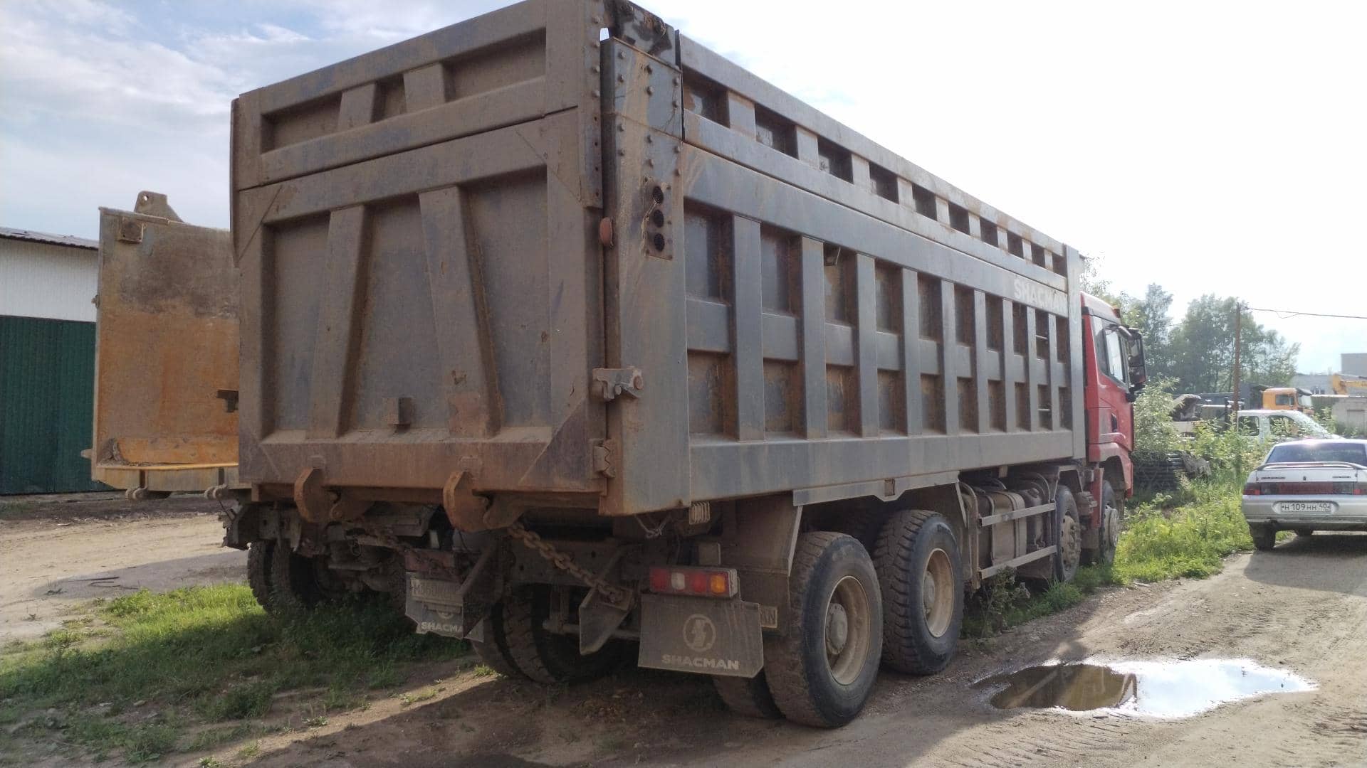Shacman SX33186W366C,  137 017 км, 2022 года